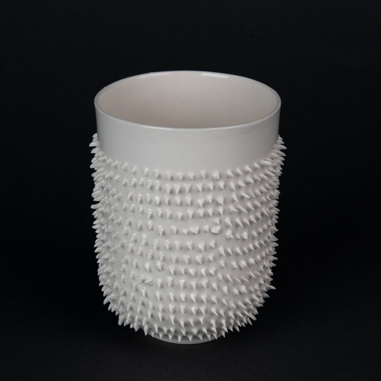 Kina Ceramics Becher Spiky weiß